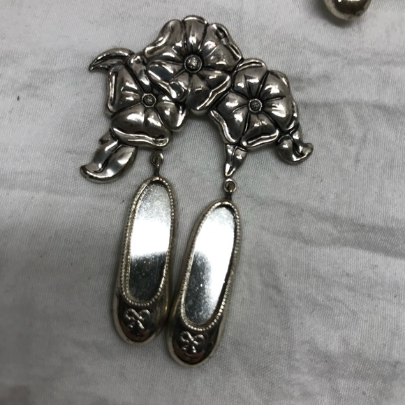 Vintage 1950's Sterling Reed & Barton Ballet Shoes Brooch Pin and Earrings Set - Picture 3 of 12